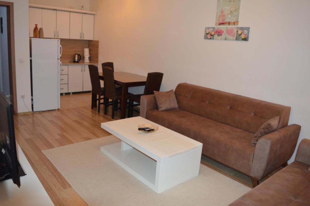Prishtina Apartments Пристина Екстериор снимка