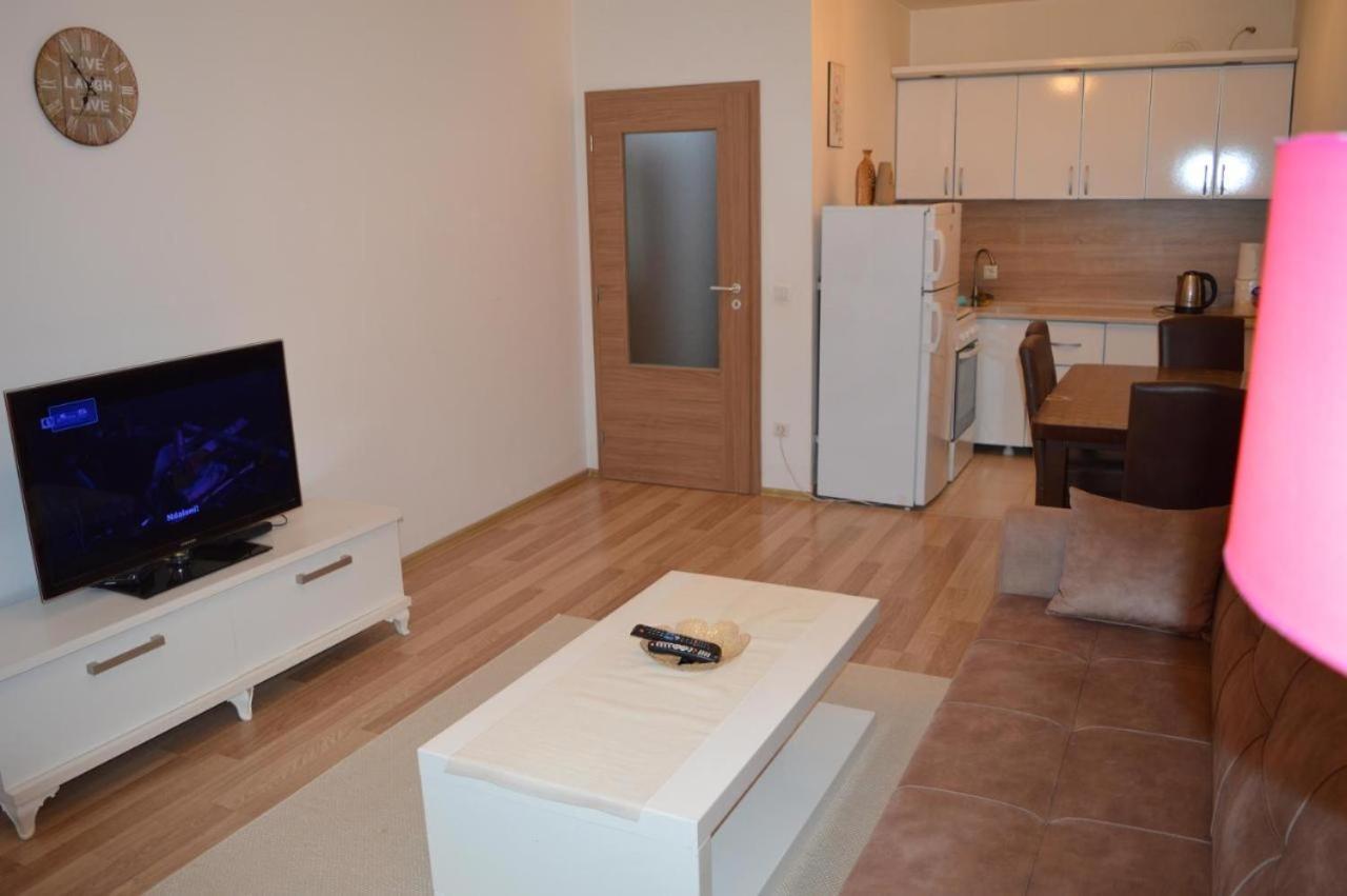 Prishtina Apartments Пристина Екстериор снимка
